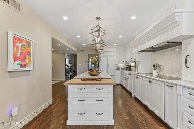 5944 MIRA HERMOSA Drive, El Paso, TX 79912