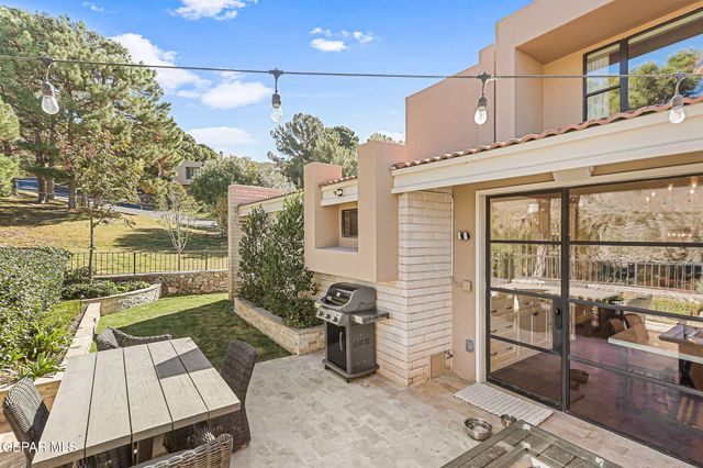 5944 MIRA HERMOSA Drive, El Paso, TX 79912