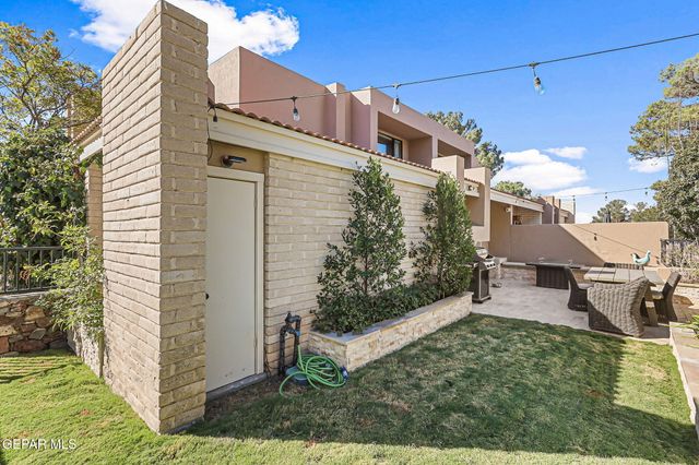 5944 MIRA HERMOSA Drive, El Paso, TX 79912