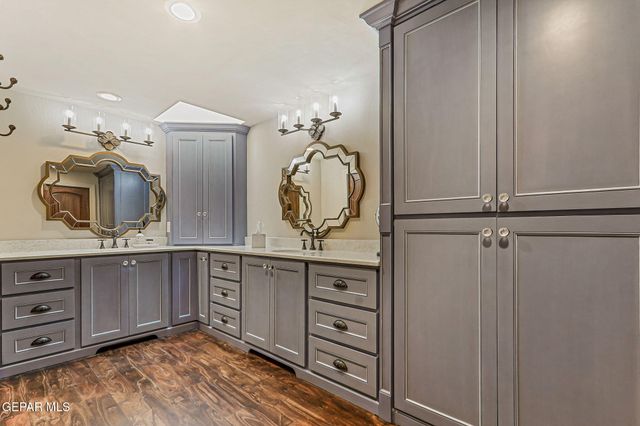 5944 MIRA HERMOSA Drive, El Paso, TX 79912