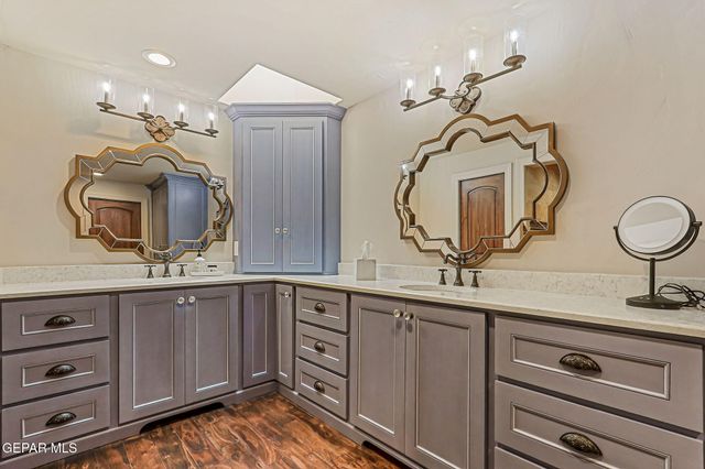 5944 MIRA HERMOSA Drive, El Paso, TX 79912