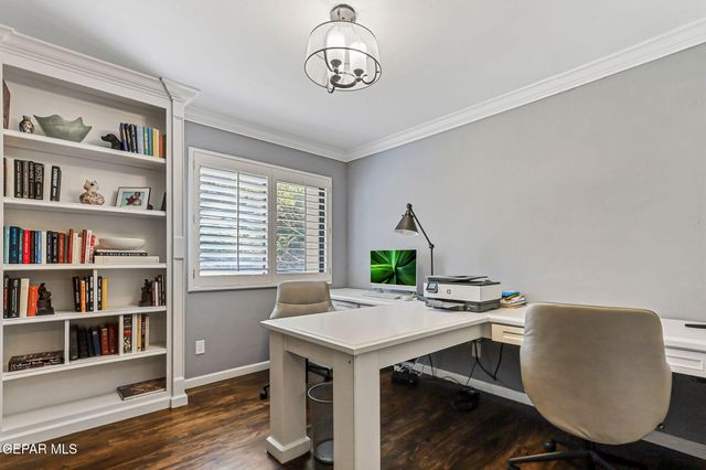 5944 MIRA HERMOSA Drive, El Paso, TX 79912