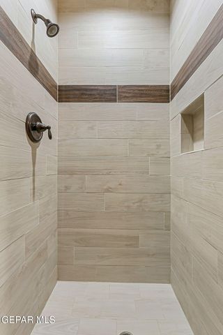 5944 MIRA HERMOSA Drive, El Paso, TX 79912