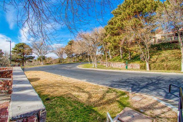 5944 MIRA HERMOSA Drive, El Paso, TX 79912