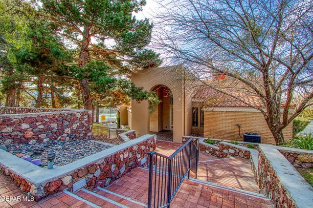 5944 MIRA HERMOSA Drive, El Paso, TX 79912