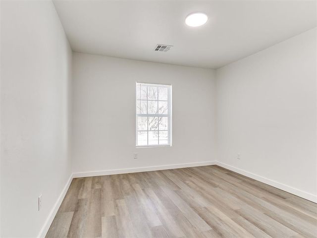 901 NW 98th Street, Oklahoma City, OK 73114