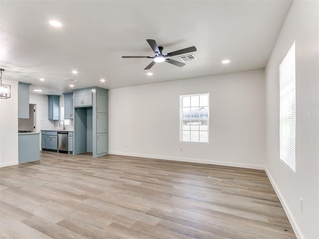 901 NW 98th Street, Oklahoma City, OK 73114