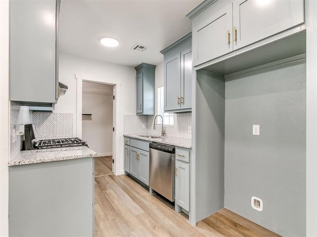 901 NW 98th Street, Oklahoma City, OK 73114