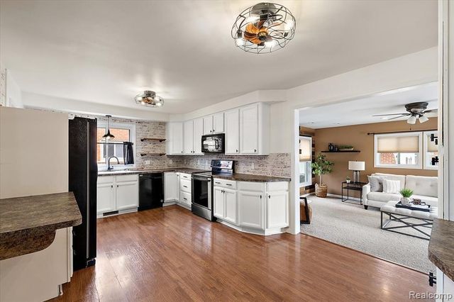 9364 Colorado Street, Livonia, MI 48150