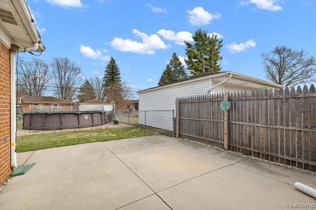 9364 Colorado Street, Livonia, MI 48150