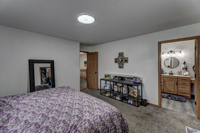 3114 CRANE DR, Rapid City, SD 57703