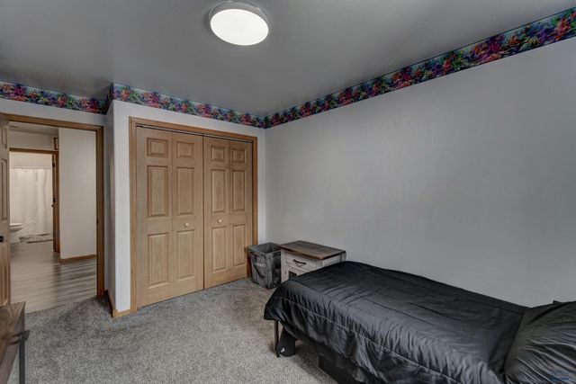3114 CRANE DR, Rapid City, SD 57703
