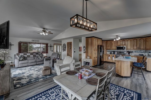3114 CRANE DR, Rapid City, SD 57703