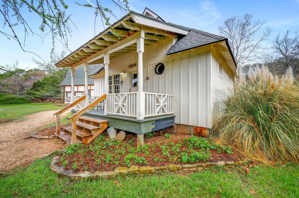 300 Mill Race LN 8, Wimberley, TX 78676