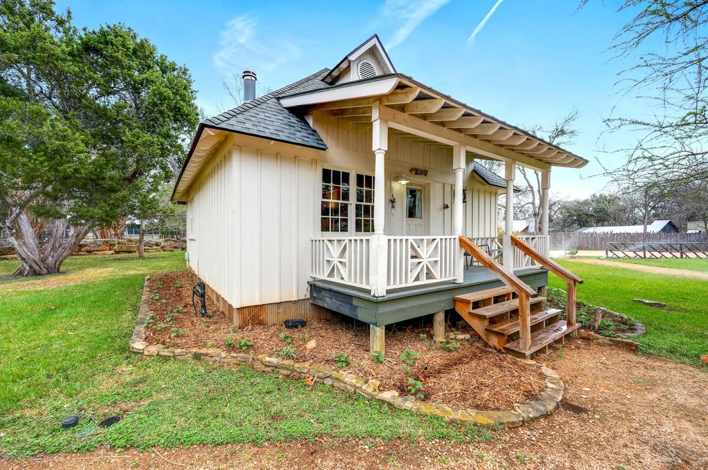 300 Mill Race LN 8, Wimberley, TX 78676