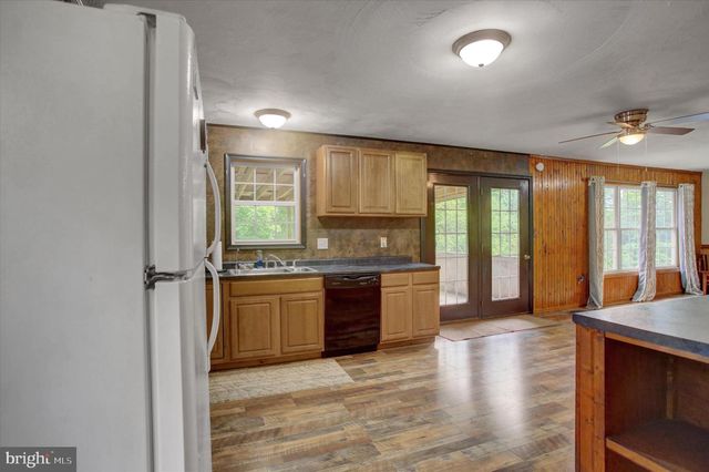 89 STONY LN, Newburg, PA 17240