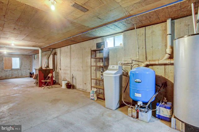 89 STONY LN, Newburg, PA 17240
