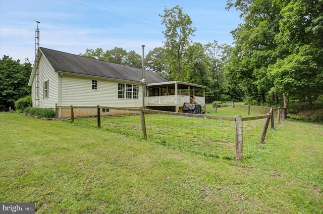 89 STONY LN, Newburg, PA 17240