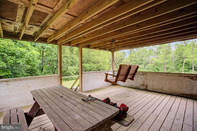 89 STONY LN, Newburg, PA 17240
