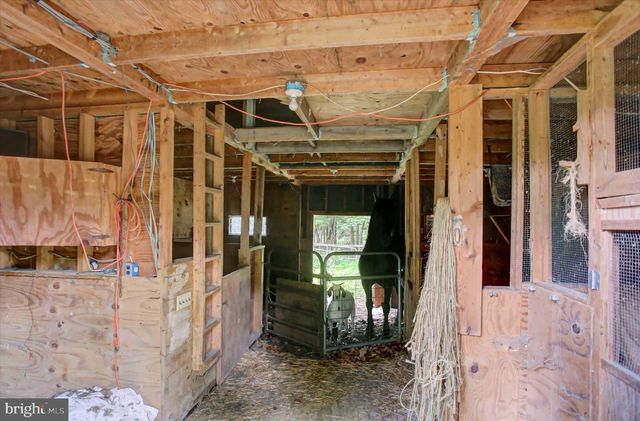 89 STONY LN, Newburg, PA 17240