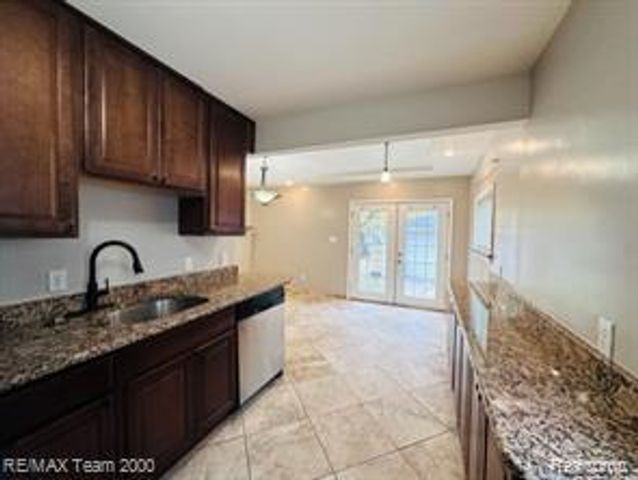 3135 Byrd St, Dearborn, MI 48124