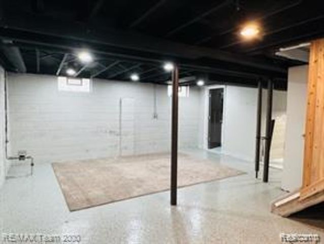 3135 Byrd St, Dearborn, MI 48124