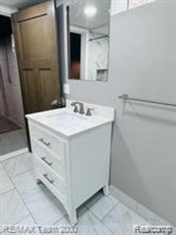 3135 Byrd St, Dearborn, MI 48124