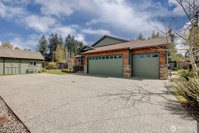15611 42nd Drive SE, Bothell, WA 98012