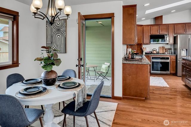 15611 42nd Drive SE, Bothell, WA 98012