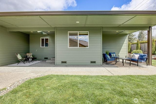 15611 42nd Drive SE, Bothell, WA 98012