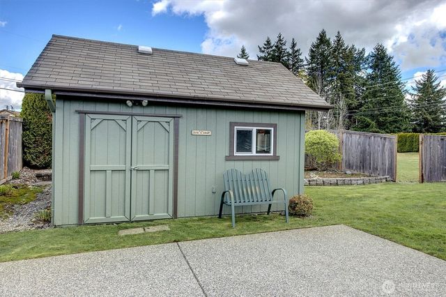 15611 42nd Drive SE, Bothell, WA 98012