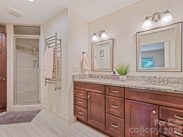 9 Golfview Drive, Maggie Valley, NC 28751