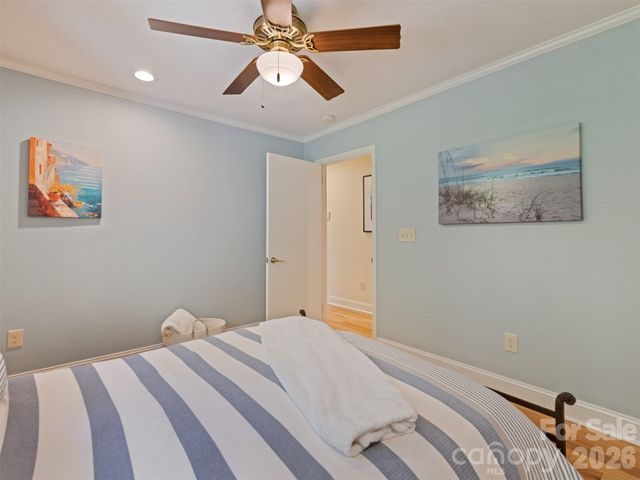 9 Golfview Drive, Maggie Valley, NC 28751