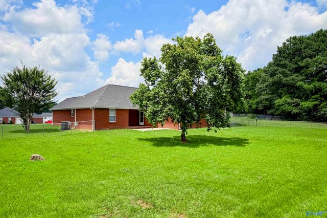 107 Kaylee Loop Road, Hartselle, AL 35640