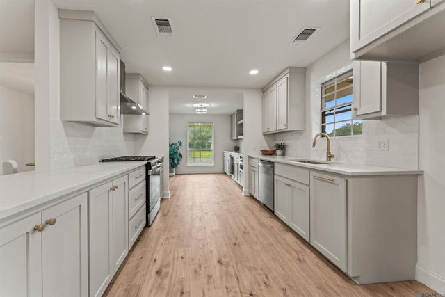 8837 Trudeau Ave, Baton Rouge, LA 70806