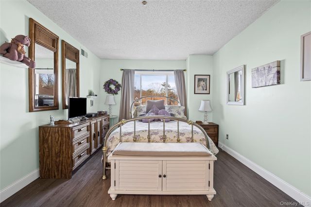 52 Briar Hill Court, Middle Island, NY 11953