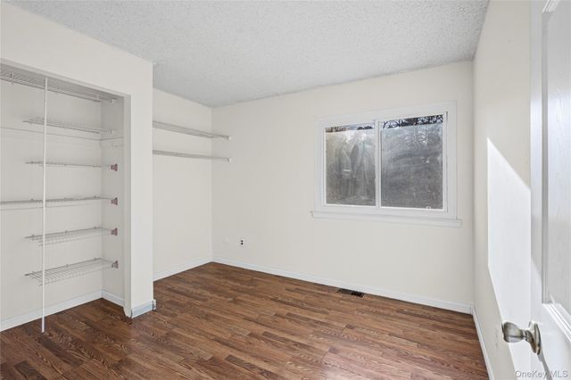 52 Briar Hill Court, Middle Island, NY 11953