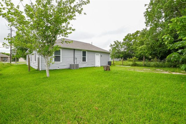 312 Hemphill Street, Texas City, TX 77591