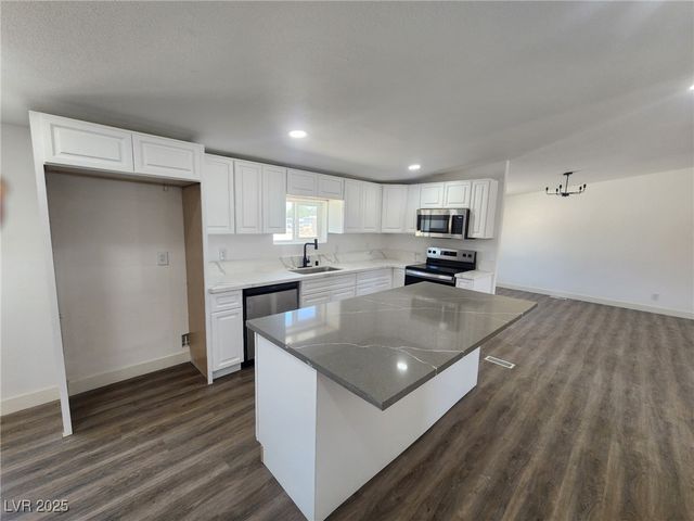 5121 North Linda Street, Pahrump, NV 89060