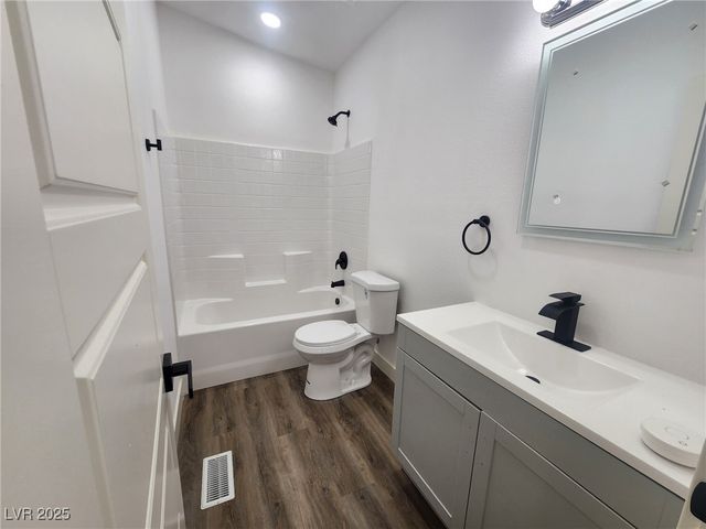 5121 North Linda Street, Pahrump, NV 89060