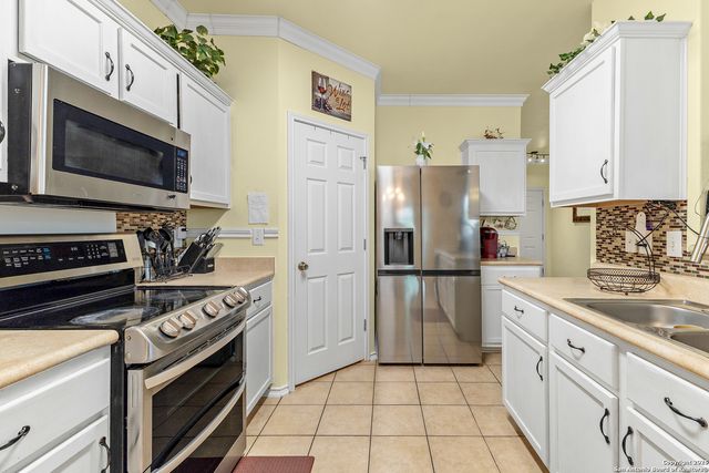 5818 Desert Glass, San Antonio, TX 78222