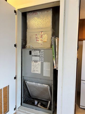 1748 Ohlen RD 9, Austin, TX 78757