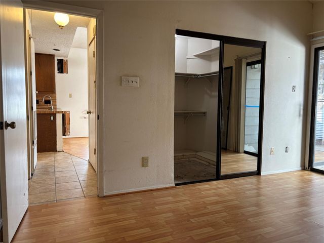 1748 Ohlen RD 9, Austin, TX 78757