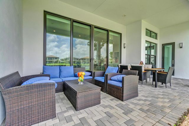 9524 Riverside Park Drive, Boca Raton, FL 33434