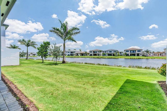 9524 Riverside Park Drive, Boca Raton, FL 33434