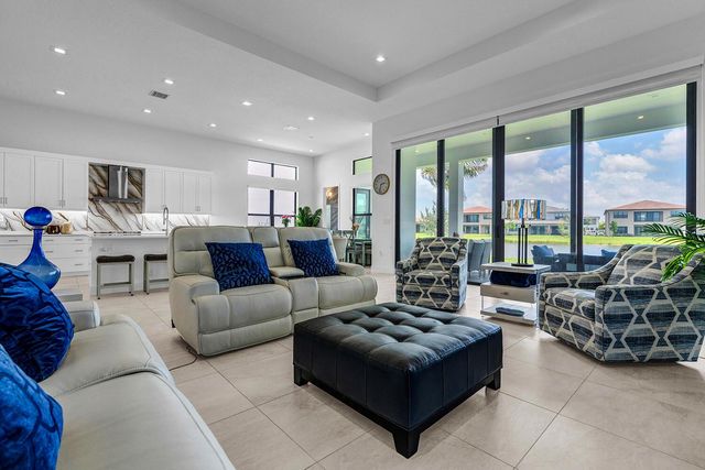 9524 Riverside Park Drive, Boca Raton, FL 33434