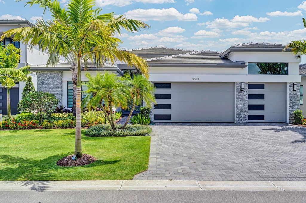 9524 Riverside Park Drive, Boca Raton, FL 33434