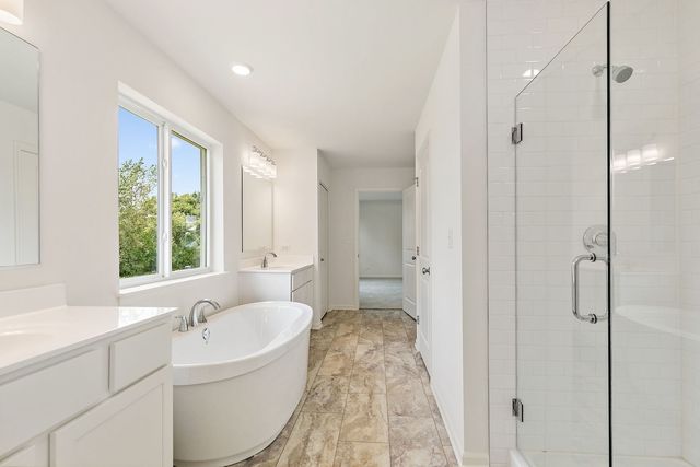 32006 Savannah Drive, Lakemoor, IL 60051