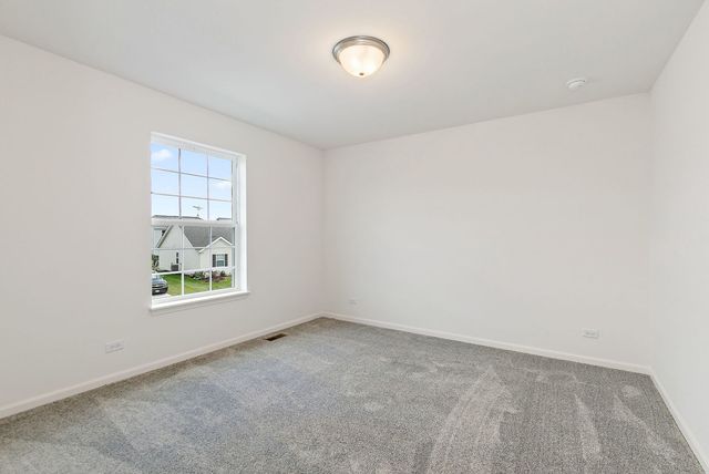 32006 Savannah Drive, Lakemoor, IL 60051