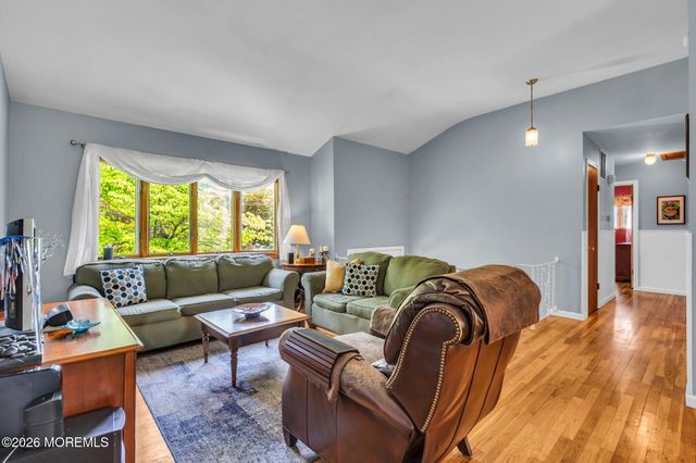 26 Allen Drive, Allentown, NJ 08501